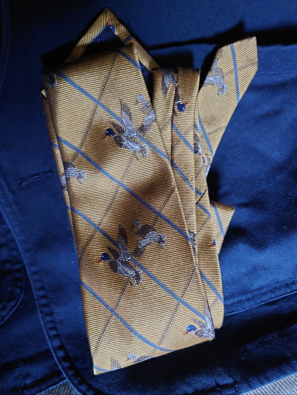Land's End Golden Silk Tie With Ducks 🦆